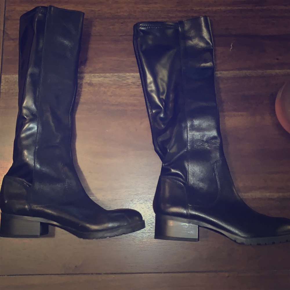 Black Boots